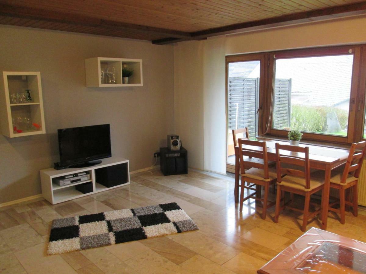 Ferienwohnung Edi Fischer Oberfell Buitenkant foto