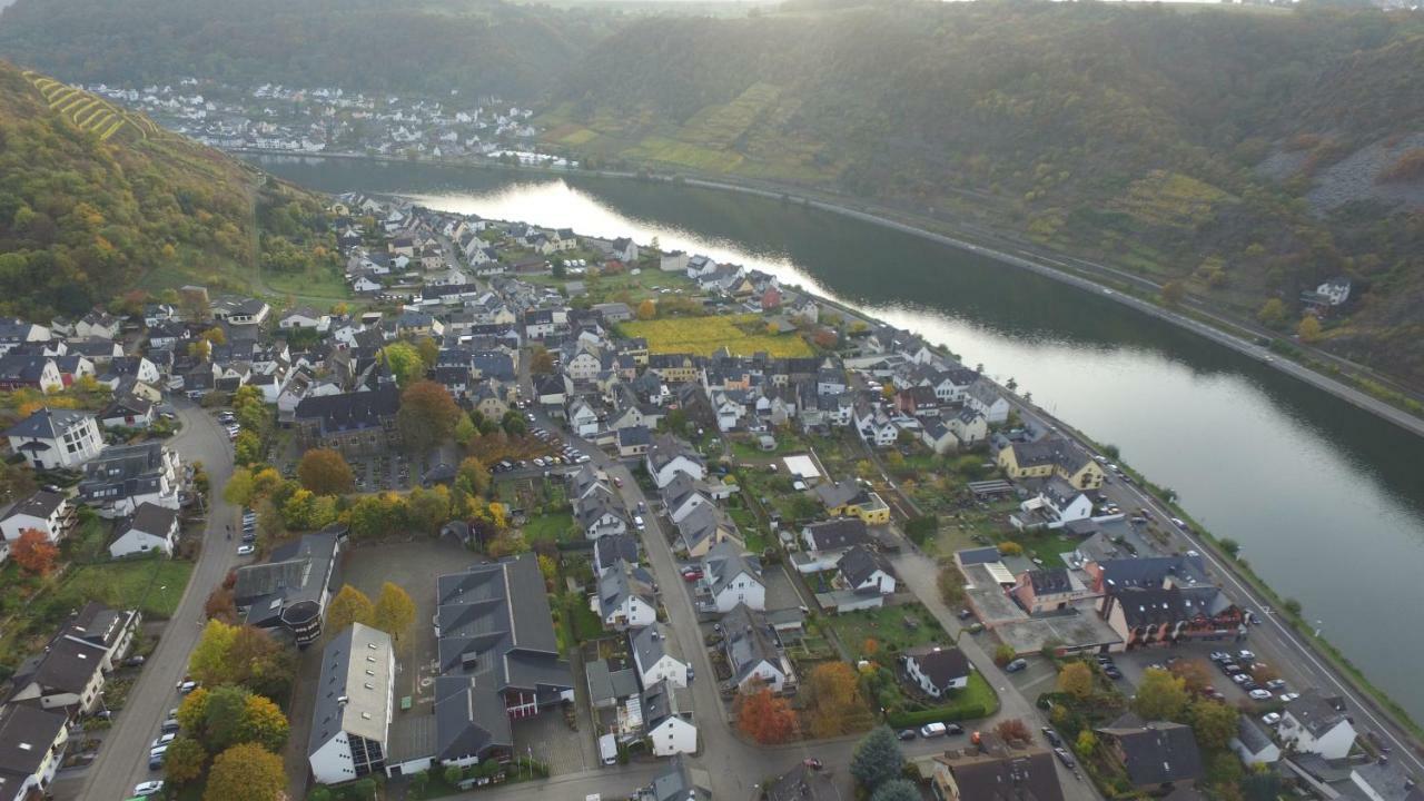 Ferienwohnung Edi Fischer Oberfell Buitenkant foto